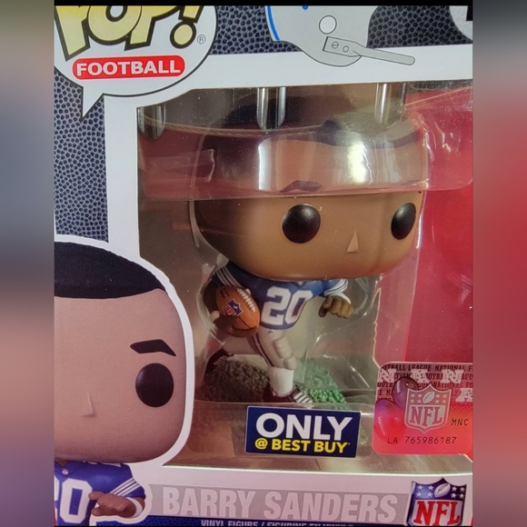 Barry Sanders best buy exclusive funko # 166 (nib) Brand new Barry Sanders funko - Picture 3 of 7